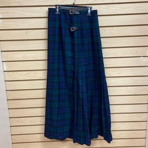 Lochcarron skirt Made in Scotland Size Small